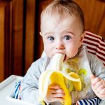 Bananele la bebelusi: Benefice sau contraindicate?