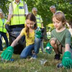 Cum implici copilul in actiuni de voluntariat