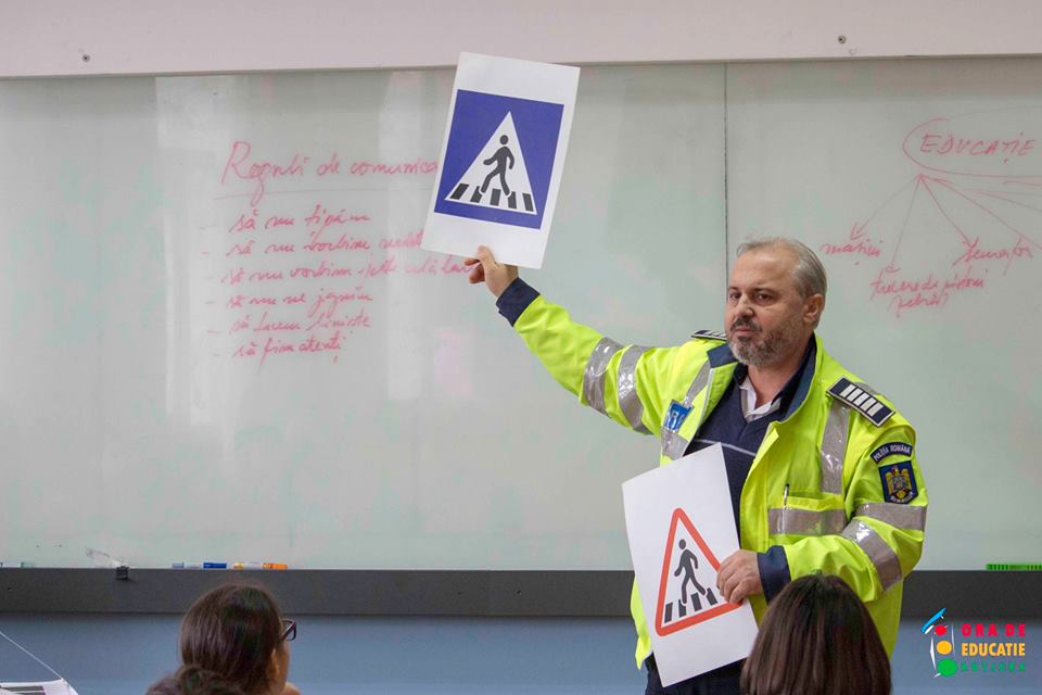 Ora de Educatie Rutiera se muta pentru o zi in parcarea Bucuresti Mall Vitan