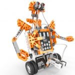 Gadgetul de Marti: Robotelul STEM