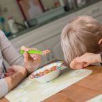 Cum dezvolta copiii intolerante alimentare