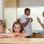 Cum vorbesti despre bullying cu parintele unui bully