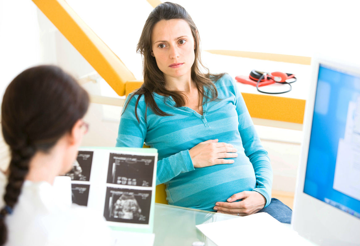 Amniocenteza: Investigatia dificila pentru viitorii parinti