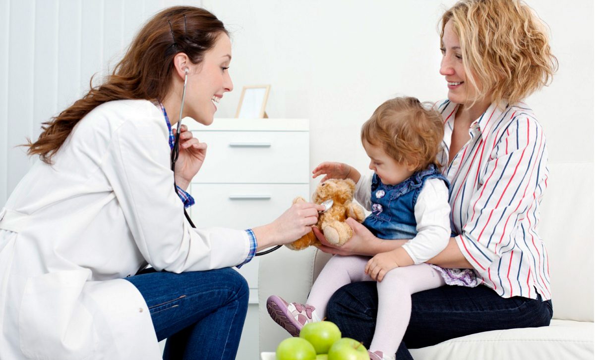 Copilul la doctor: Cum il pregatim de vizita