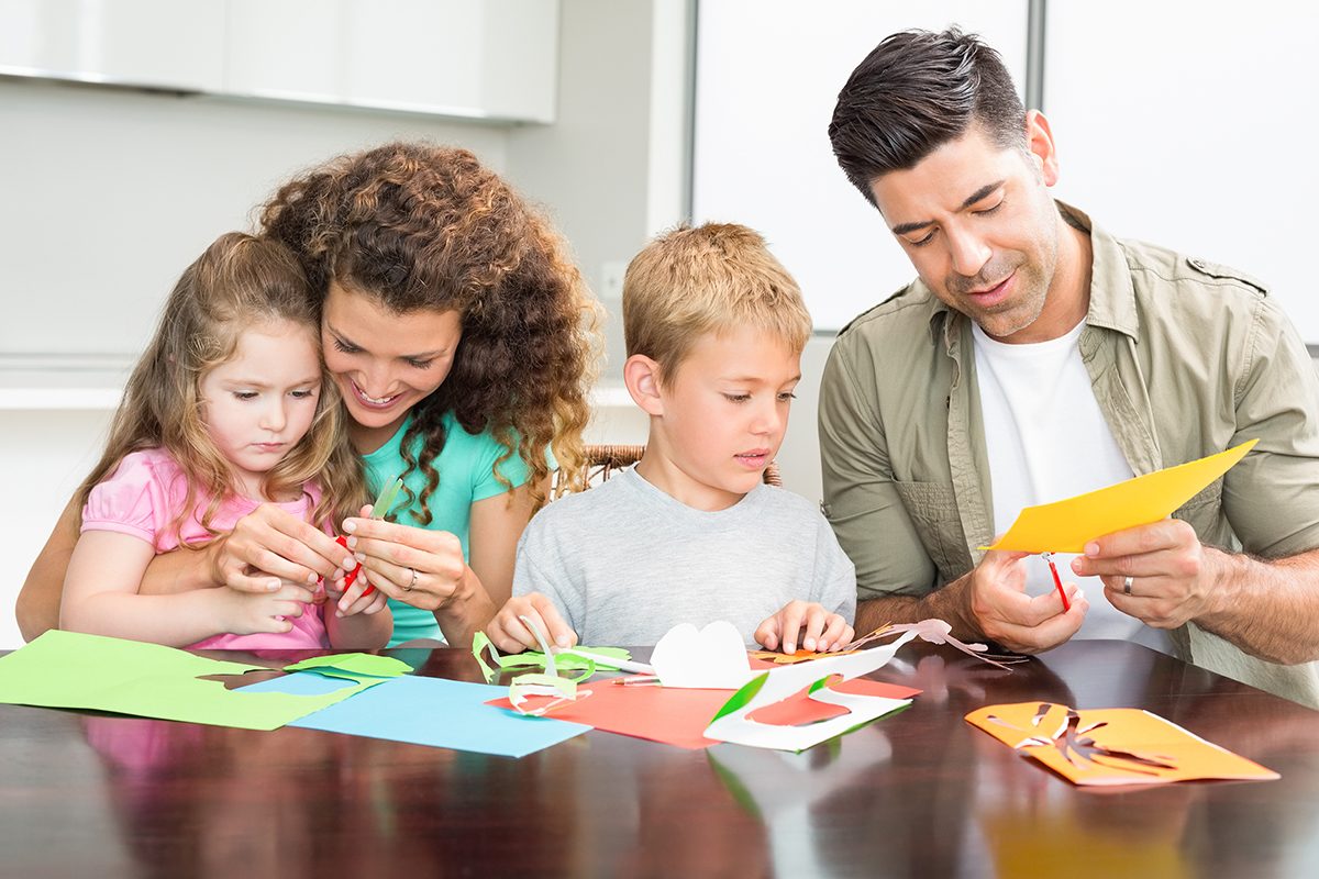 Idei de jocuri pentru conectarea in familie