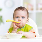 Mesele bebelusului: Cum ii faci programul de mancat