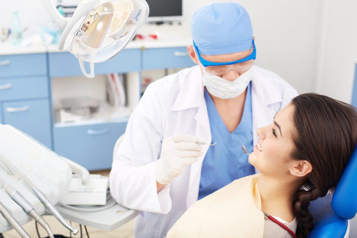 Cum alegi implantul dentar