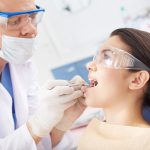 Implantul dentar rapid: Pasi pentru inlocuirea dintilor lipsa