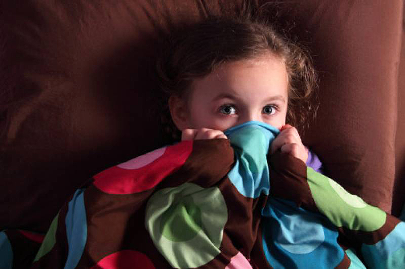 Somnul copiilor influentat de frici si anxietati